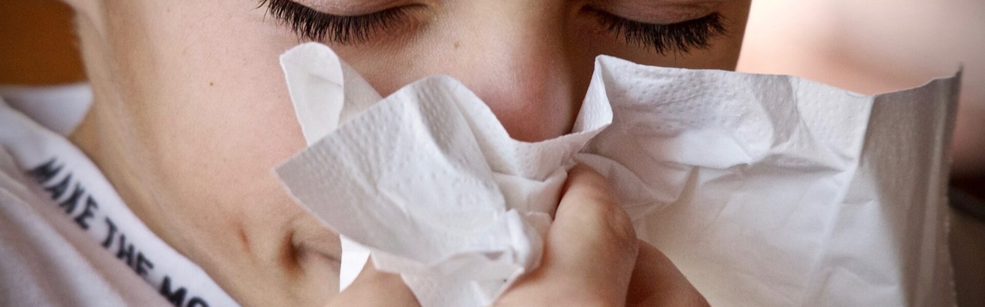 3_signes_indiquant_que_vous_devez_tester_la_qualité_de_l’air_de_votre_maison